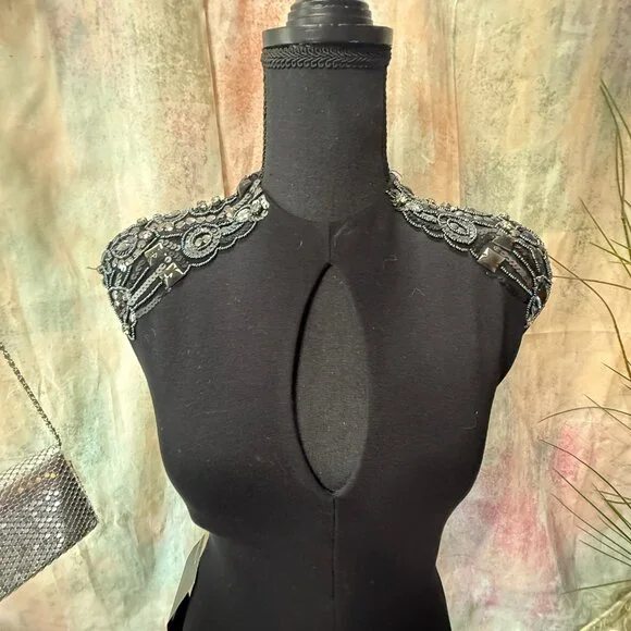 New ๐bebe Sexy Bodycon Keyhole Neckline Mini Dress Embellished Shoulders - Picture 4 of 16